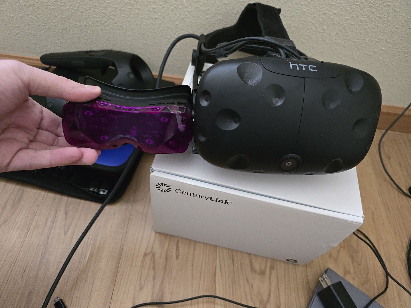 Customer photo: Beyond 2 held next to an HTC Vive for size comparison